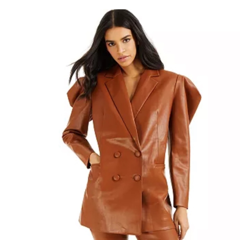 NC International Concepts
CULPOS X Oversize Blazer Faux-Leather - Picture 1 of 3